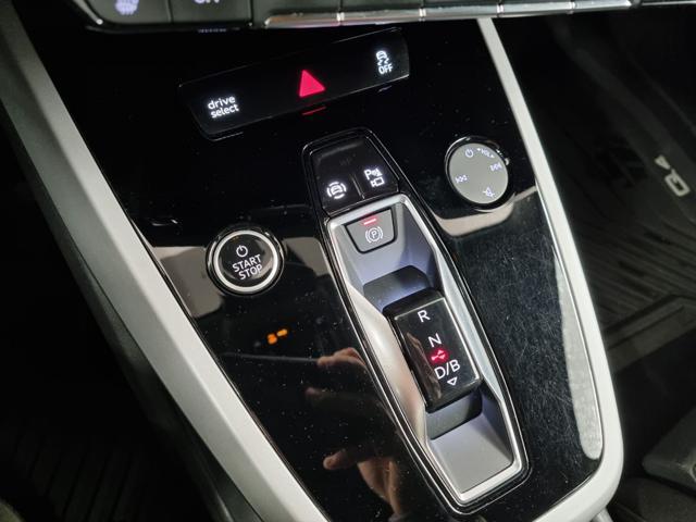 AUDI Q4 e-tron Q4 SPB 40 e-tron BUSINESS ADVANCED