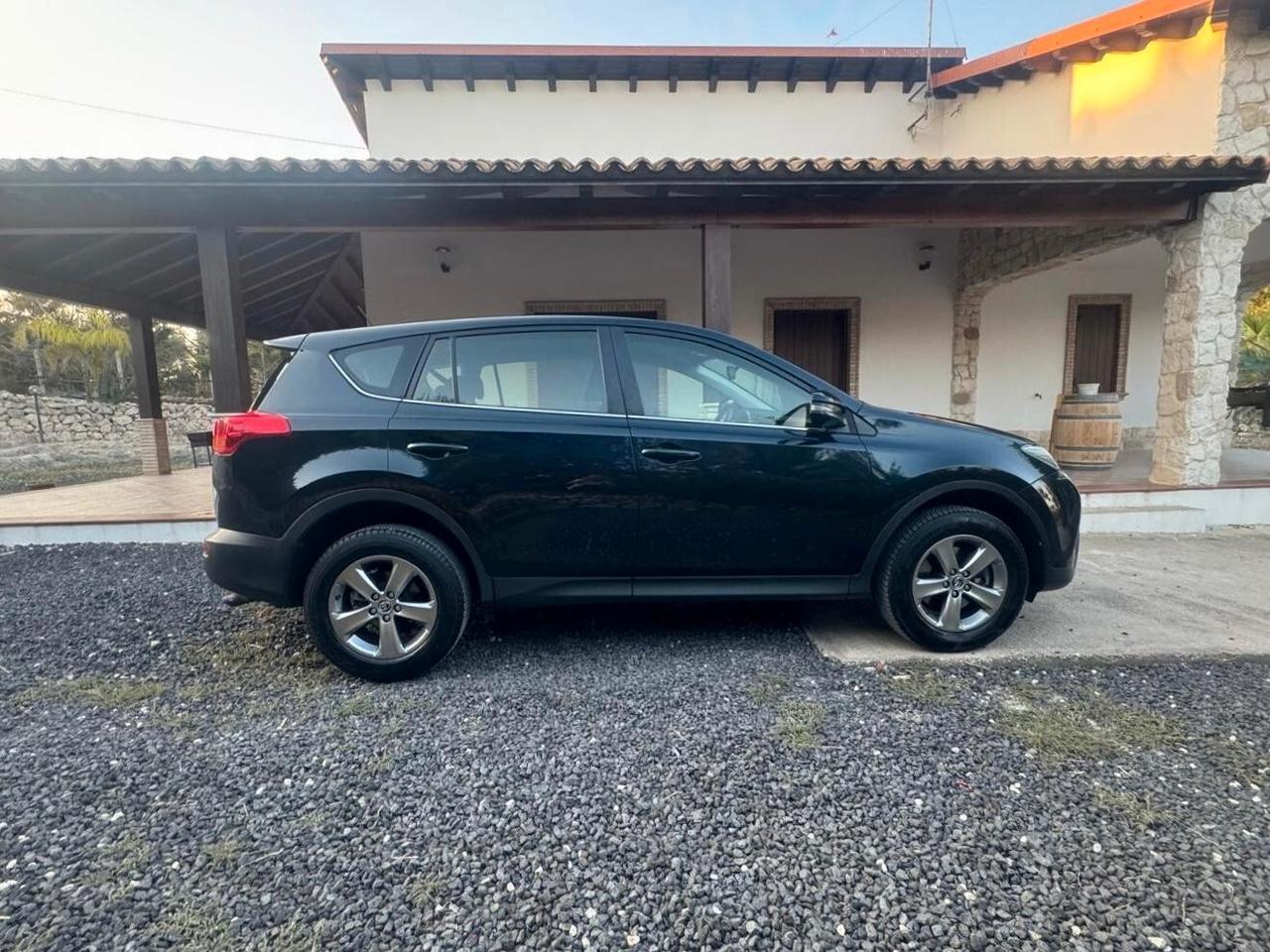 Toyota RAV 4 RAV4 2.0 D-4D 2WD CONDIZIONI ECCELLENTI