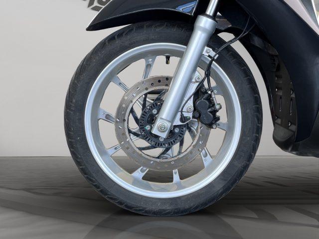PIAGGIO Medley 150 3.869 Km