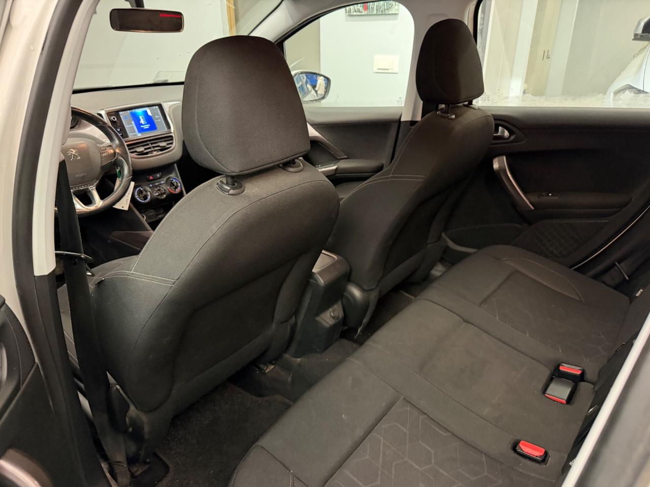 Peugeot 1.4 HDi 68CV Active