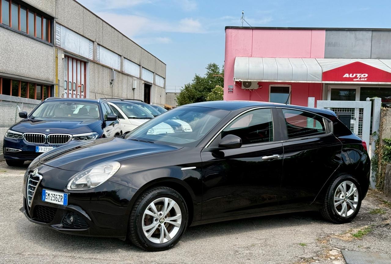Alfa Romeo Giulietta 1.6 JTDm-2 105 CV NEOPATENTATI