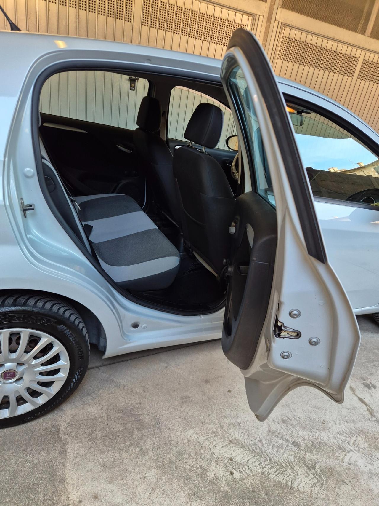 Fiat punto benzina neo patentati