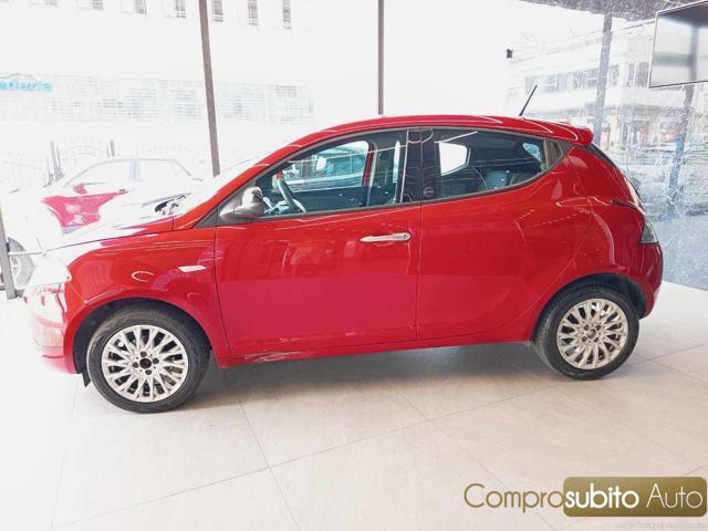 LANCIA Ypsilon 1.0 FireFly 5 porte S&S Hybrid Ecochic Gold