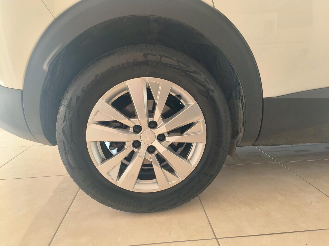 Peugeot 3008 BlueHDi 130 S&S EAT8 Business
