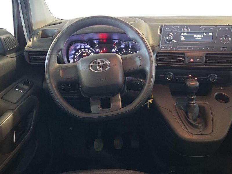 Toyota Proace City Verso 1.2 110 CV S&S Short D Lounge