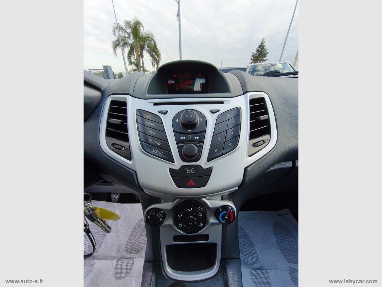 FORD Fiesta 1.4 TDCi 70 CV 5p. Titanium