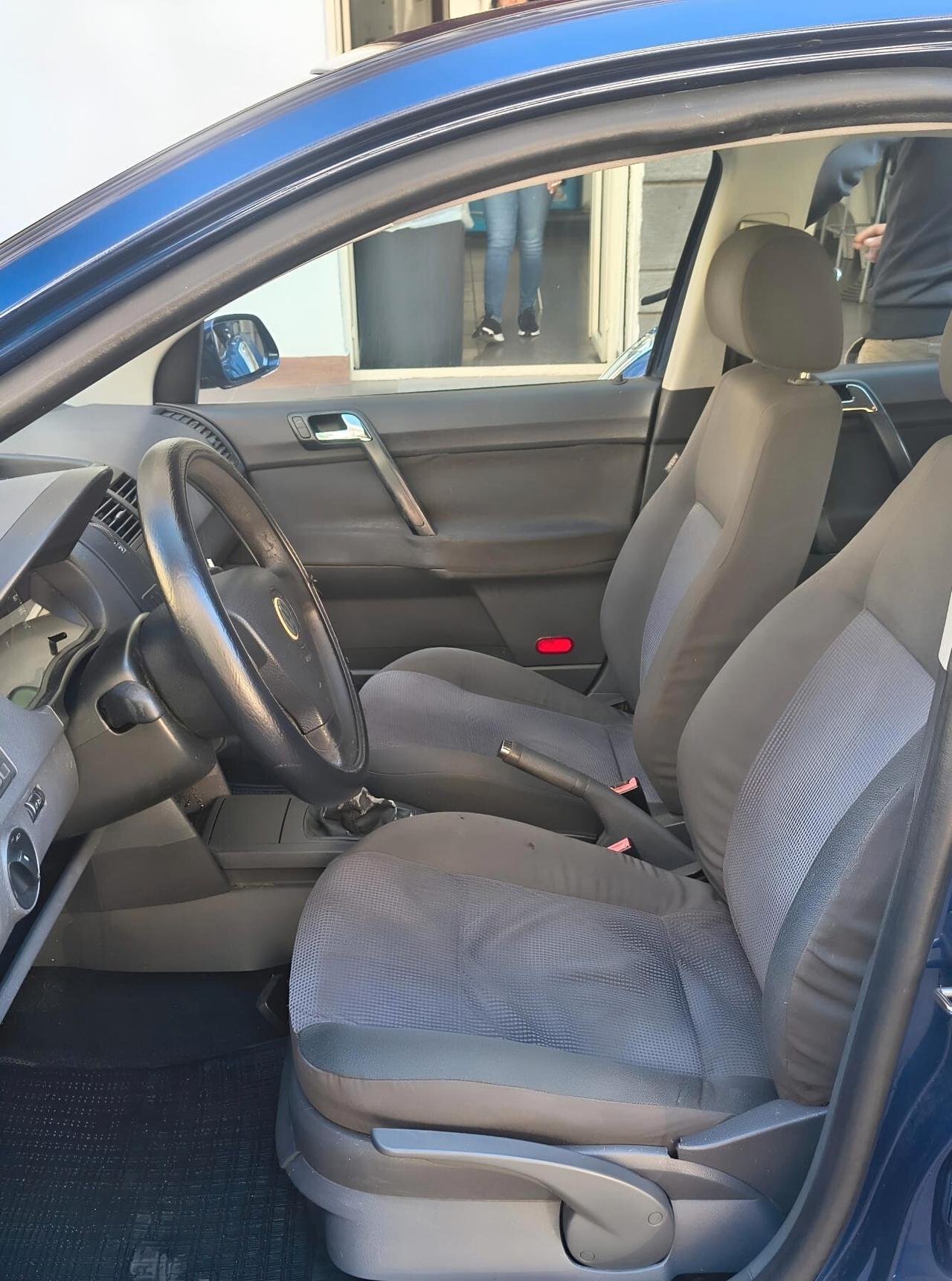 Volkswagen Polo 1.4/69CV TDI 5p. Comfortline