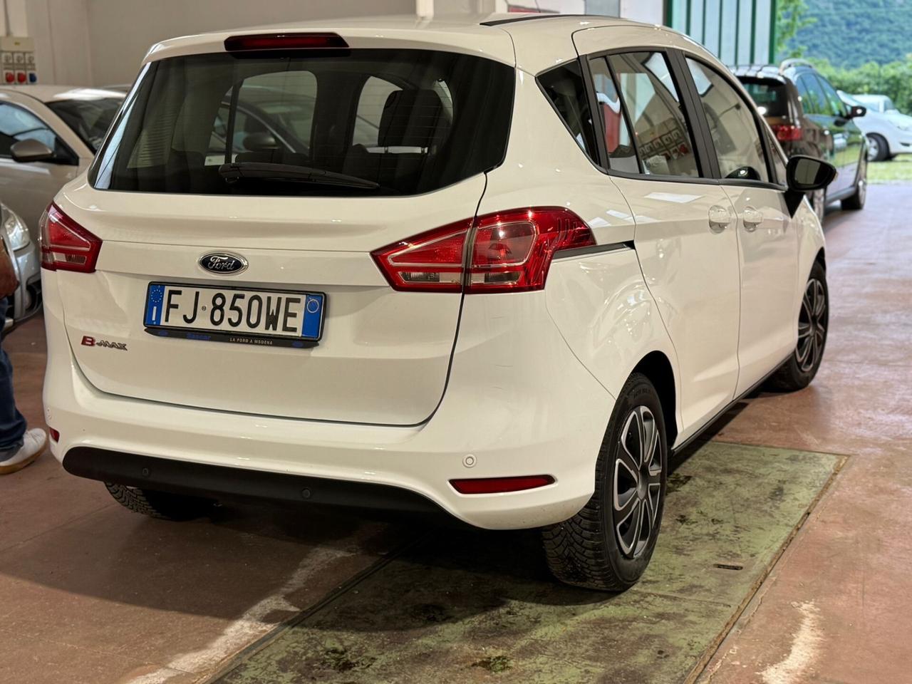 Ford B-Max 1.5 TDCi 75 CV Business. SÌ NEOPATENTATO