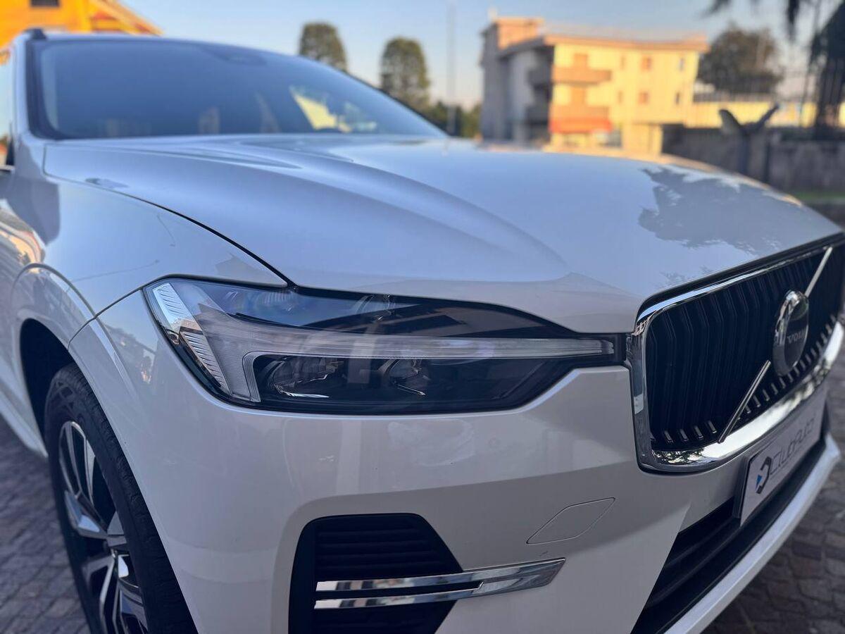 Volvo XC60 2.0 b4 Core awd auto