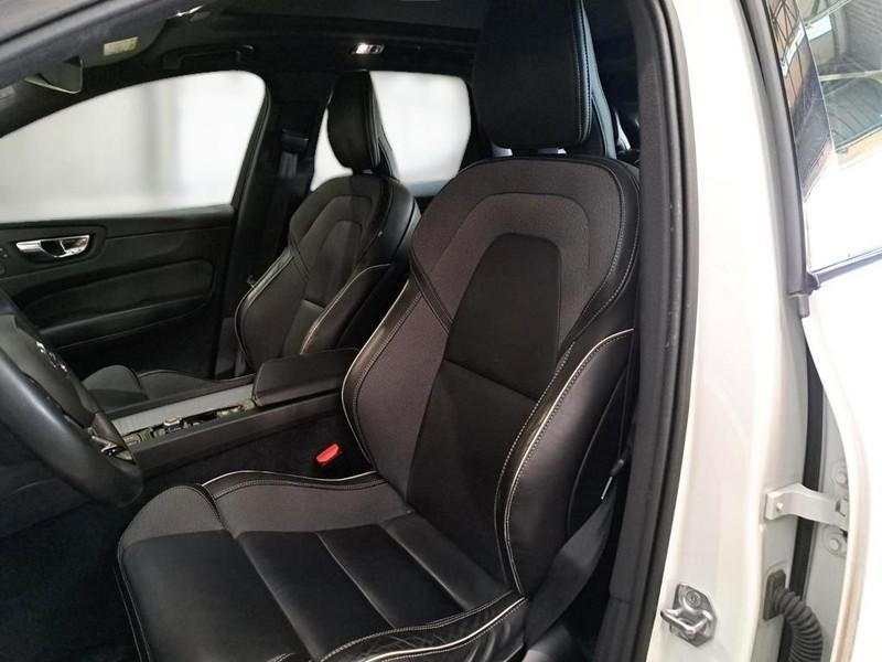 VOLVO XC60 T6 Plug-in AWD auto Recharge R-Design