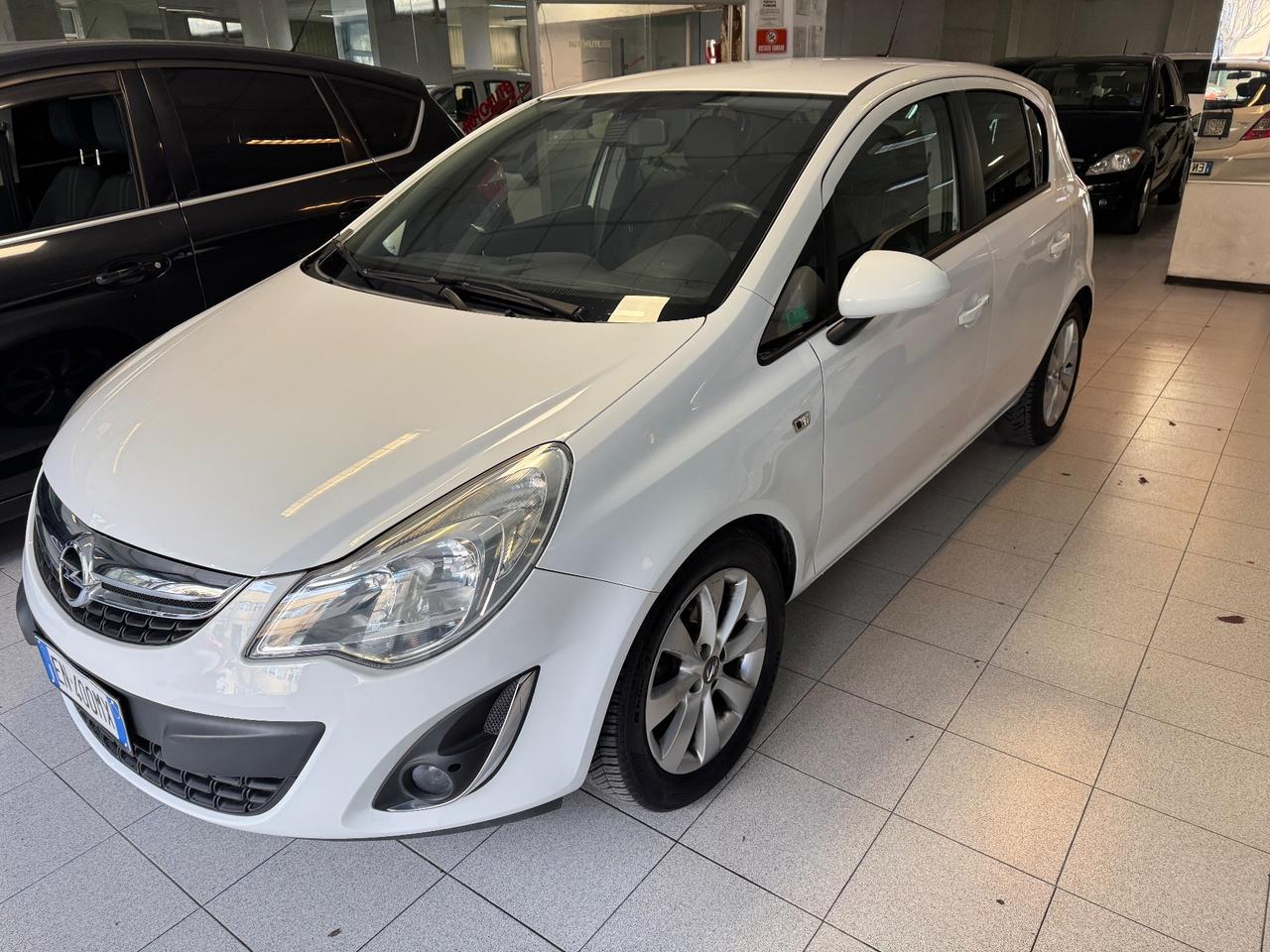 Opel Corsa 1.2 85CV 5 porte GPL-TECH Ecotec