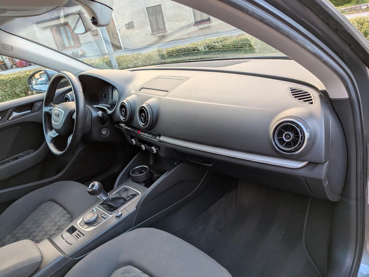 AUDI A3 SPORTBACK 1.6 TDI 110CV ULTRA