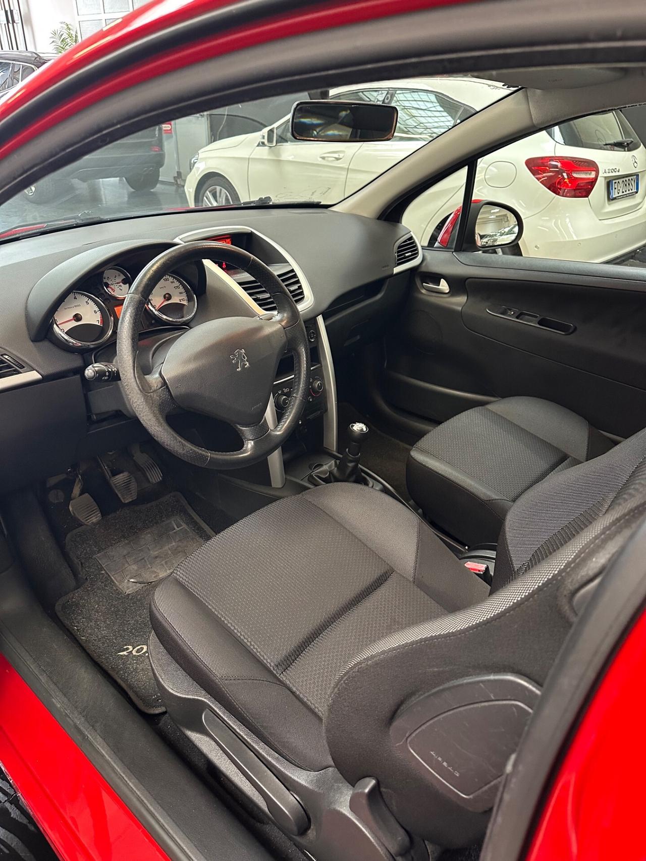 Peugeot 207 1.4 VTi 95CV Allure benzina