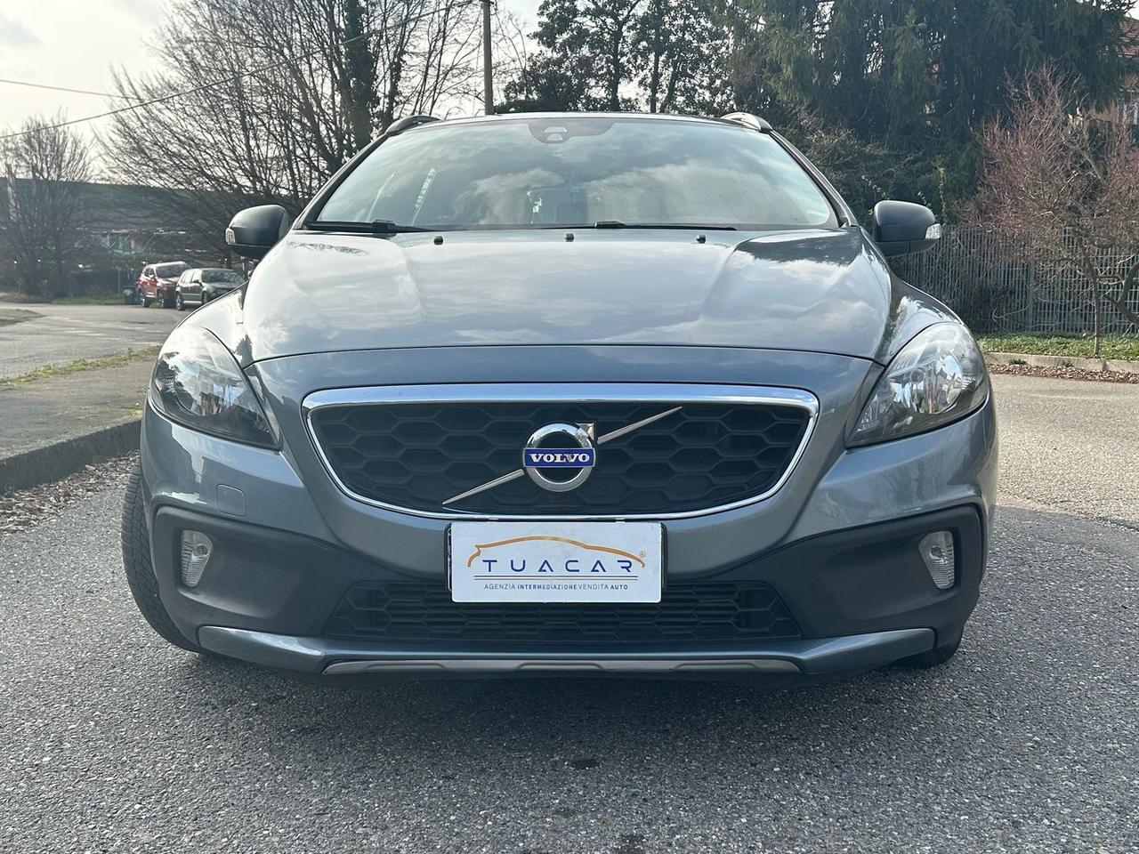 Volvo V40 Kinetic 2.0 D3 #9721