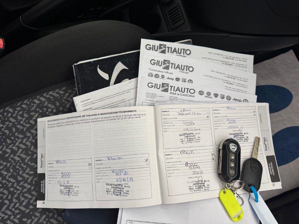 Lancia Ypsilon 1.2 69 CV 5 porte GPL Ecochic Elefantino Blu