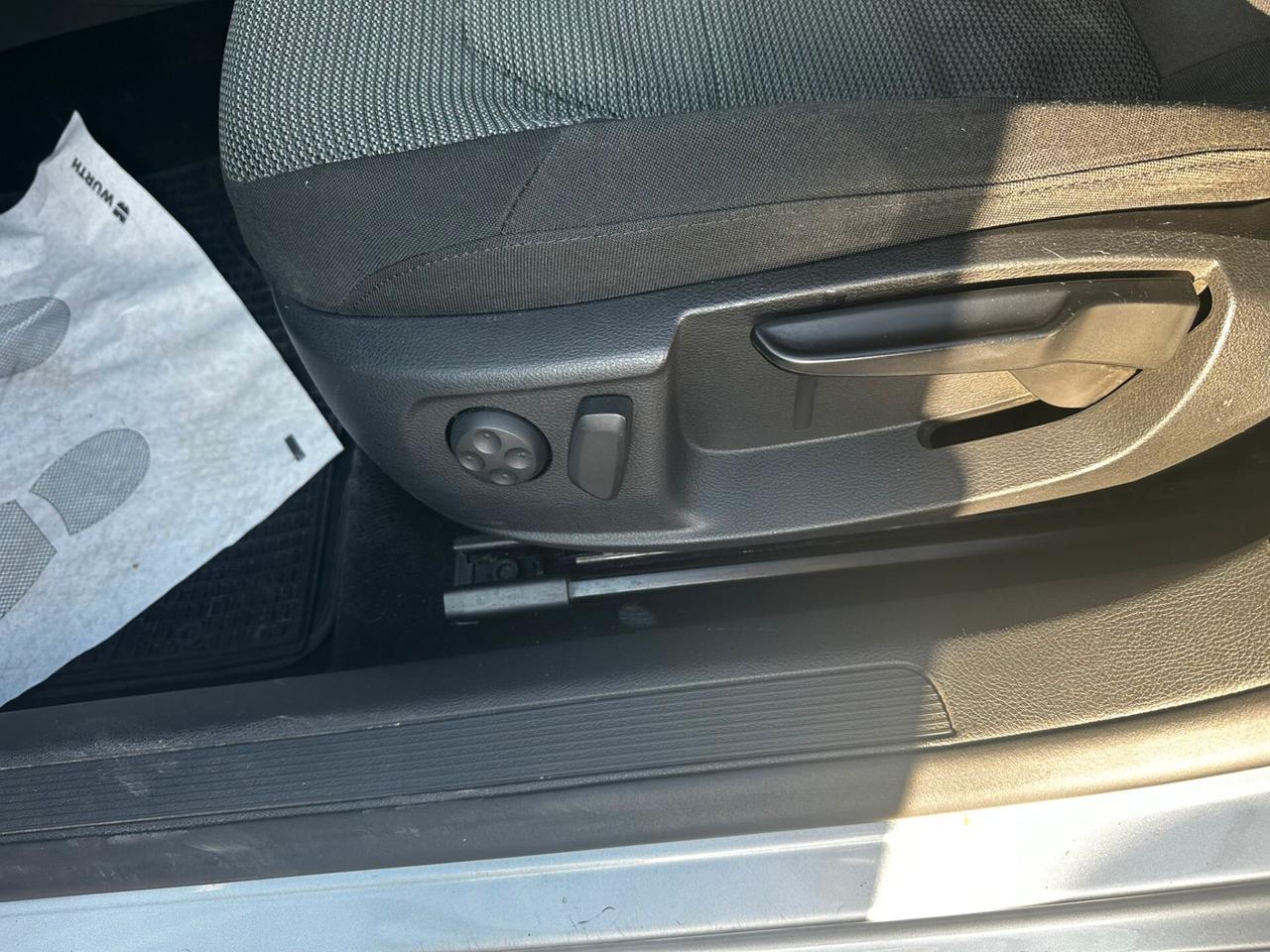 Volkswagen Passat Var. 2.0 TDI Comfortline Business