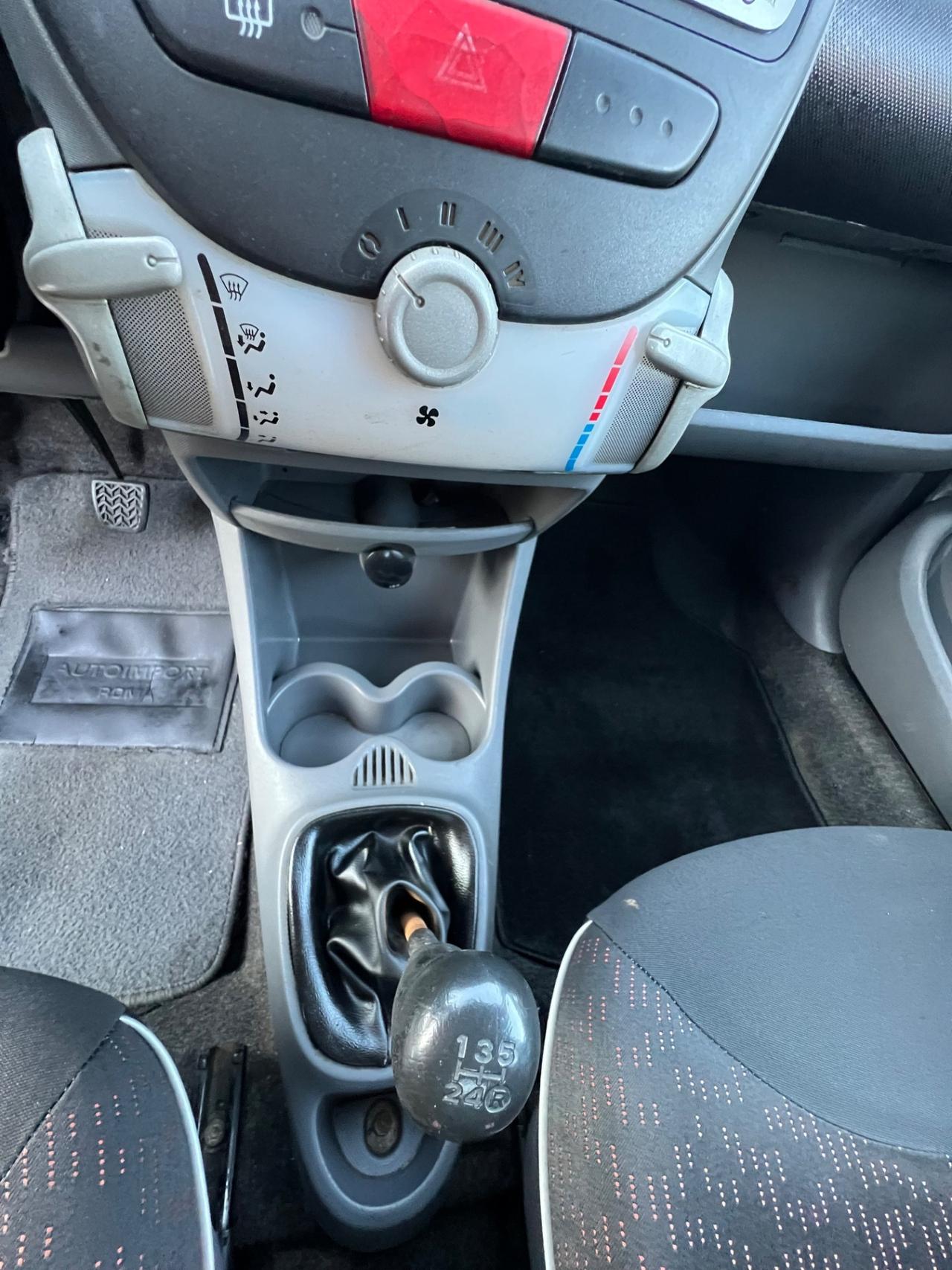 Peugeot 107 1.0 68CV 5p. Desir