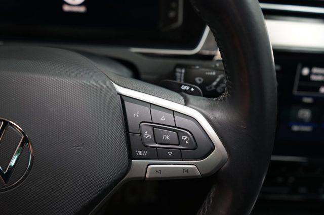 VOLKSWAGEN Passat Variant 2.0 TDI SCR EVO DSG Executive Certificata