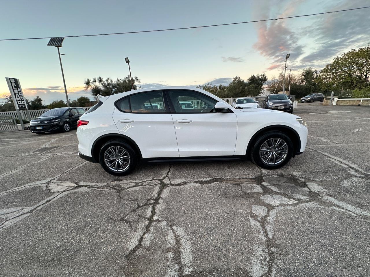 ALFA ROMEO Stelvio 2.2 T.diesel 160CV AT8 RWD Bus.