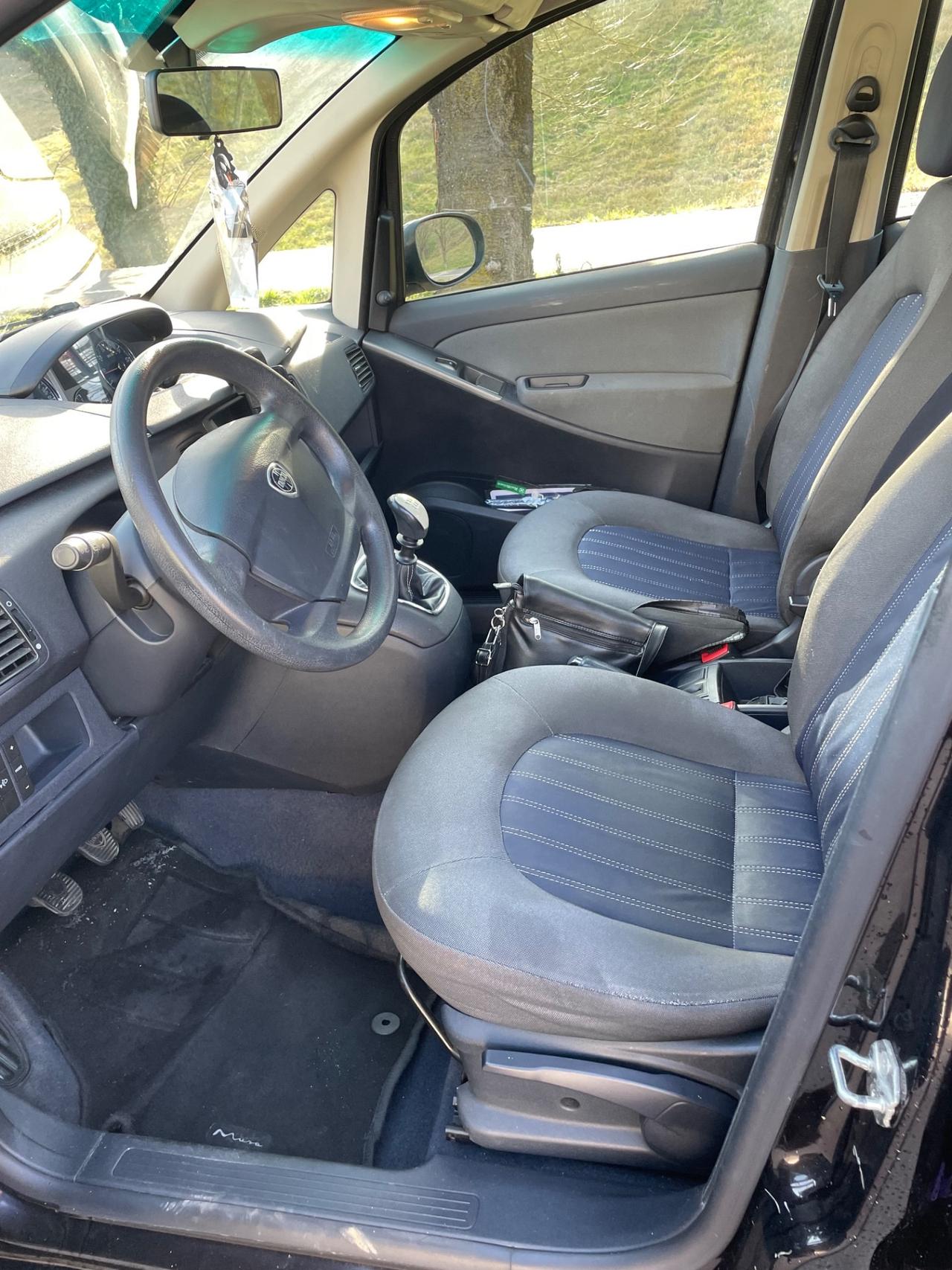 Lancia MUSA 1.4 benzina anno 2011 pronta al uso