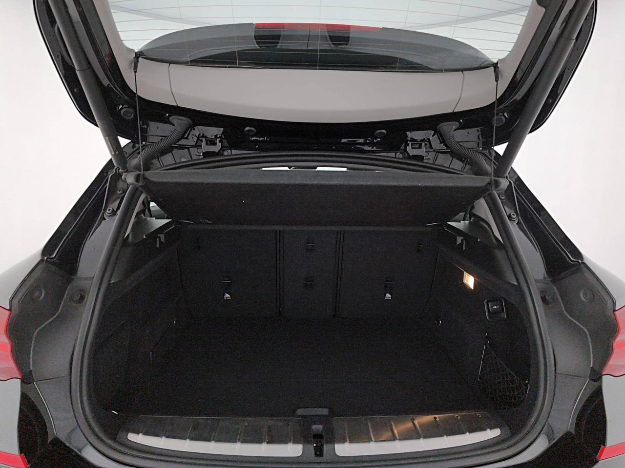 BMW X2 sDrive18i Advantage 136cv