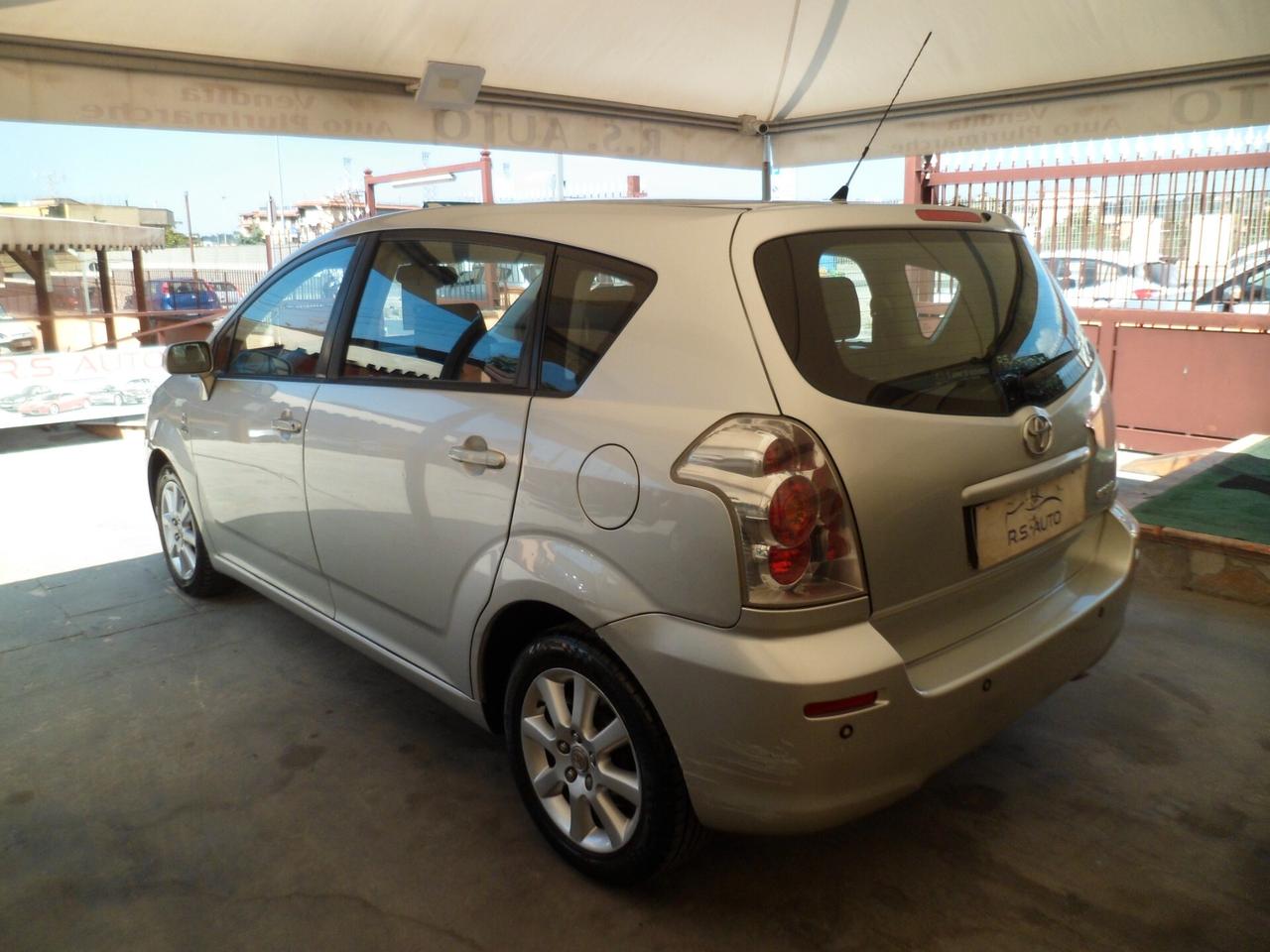 Toyota Corolla Verso 2.0 16V D-4D 7 posti full 05