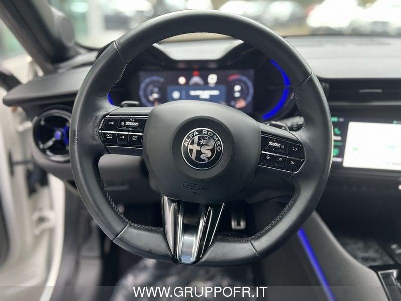 Alfa Romeo Junior 1.2 136 CV Hybrid eDCT6 Speciale