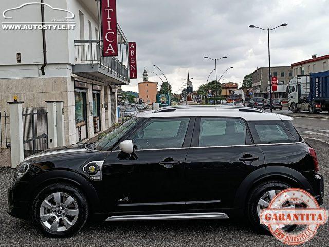 MINI Countryman Cooper SE 1.5 ALL4 STEPTRONIC Essential