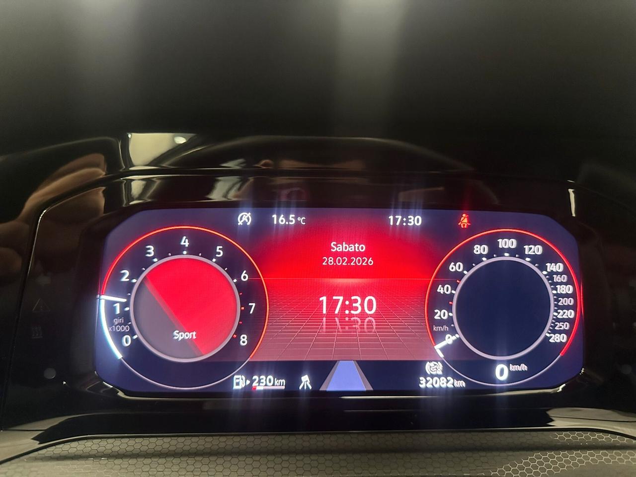 Volkswagen Golf GTI 2.0 TSI