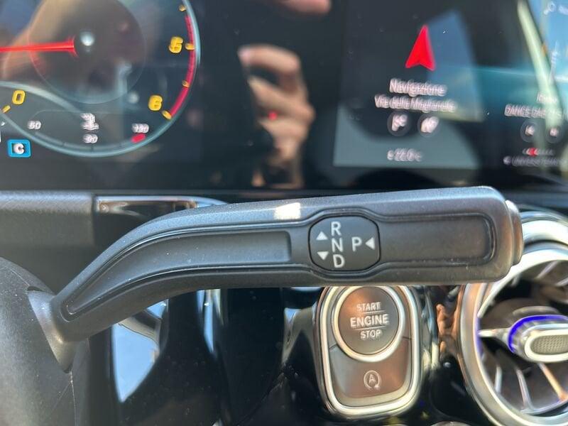 Mercedes-Benz GLA GLA-H247 2020 200 d Premium auto