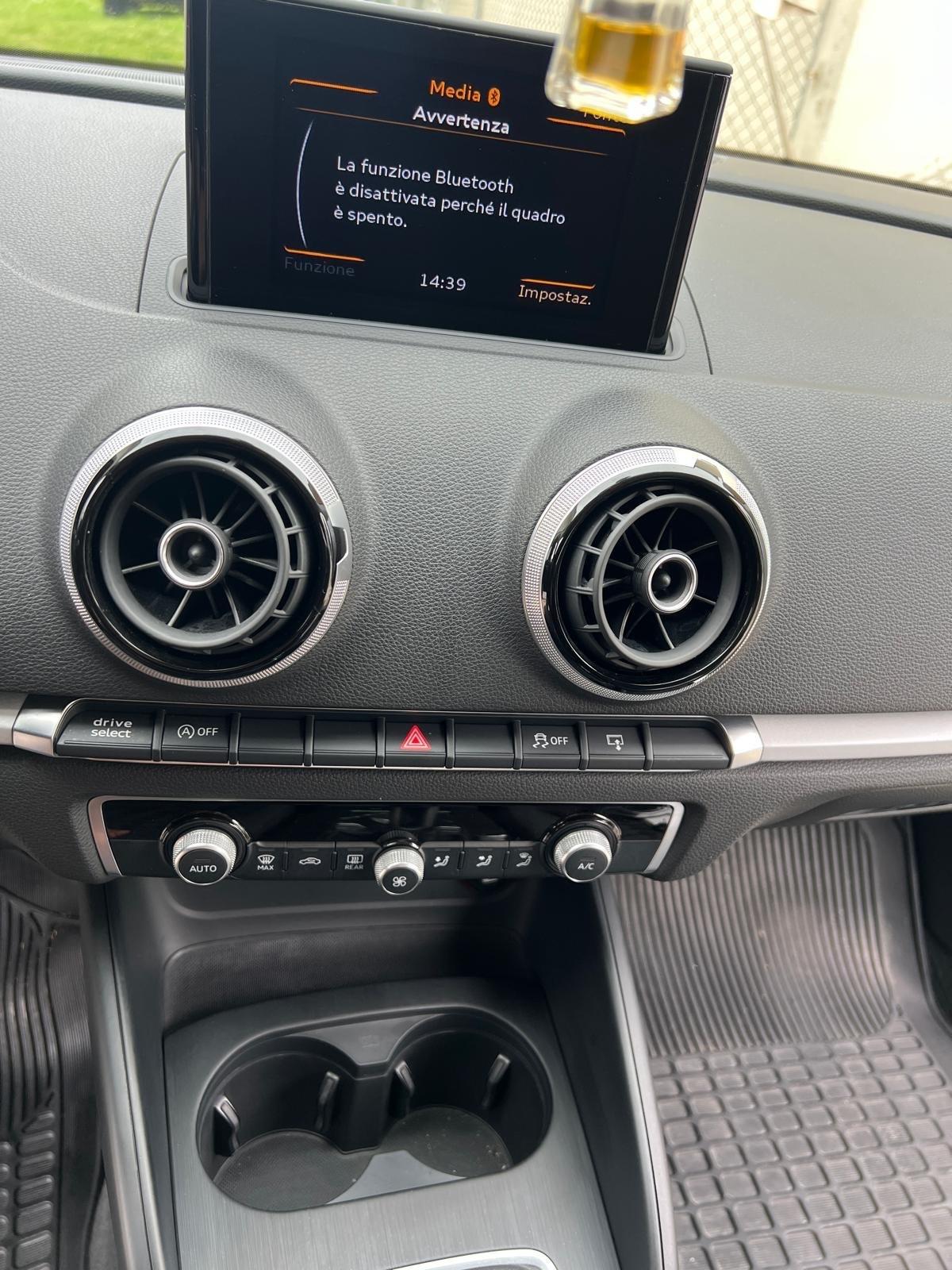 Audi A3 SPB 1.6 TDI clean diesel Ambition