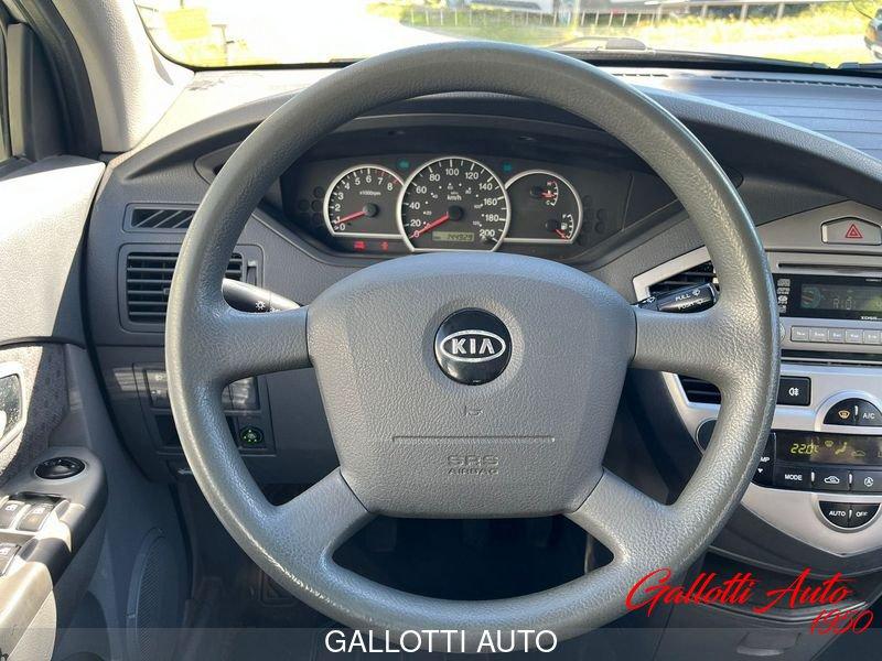Kia Carens LX 1.6 105cv