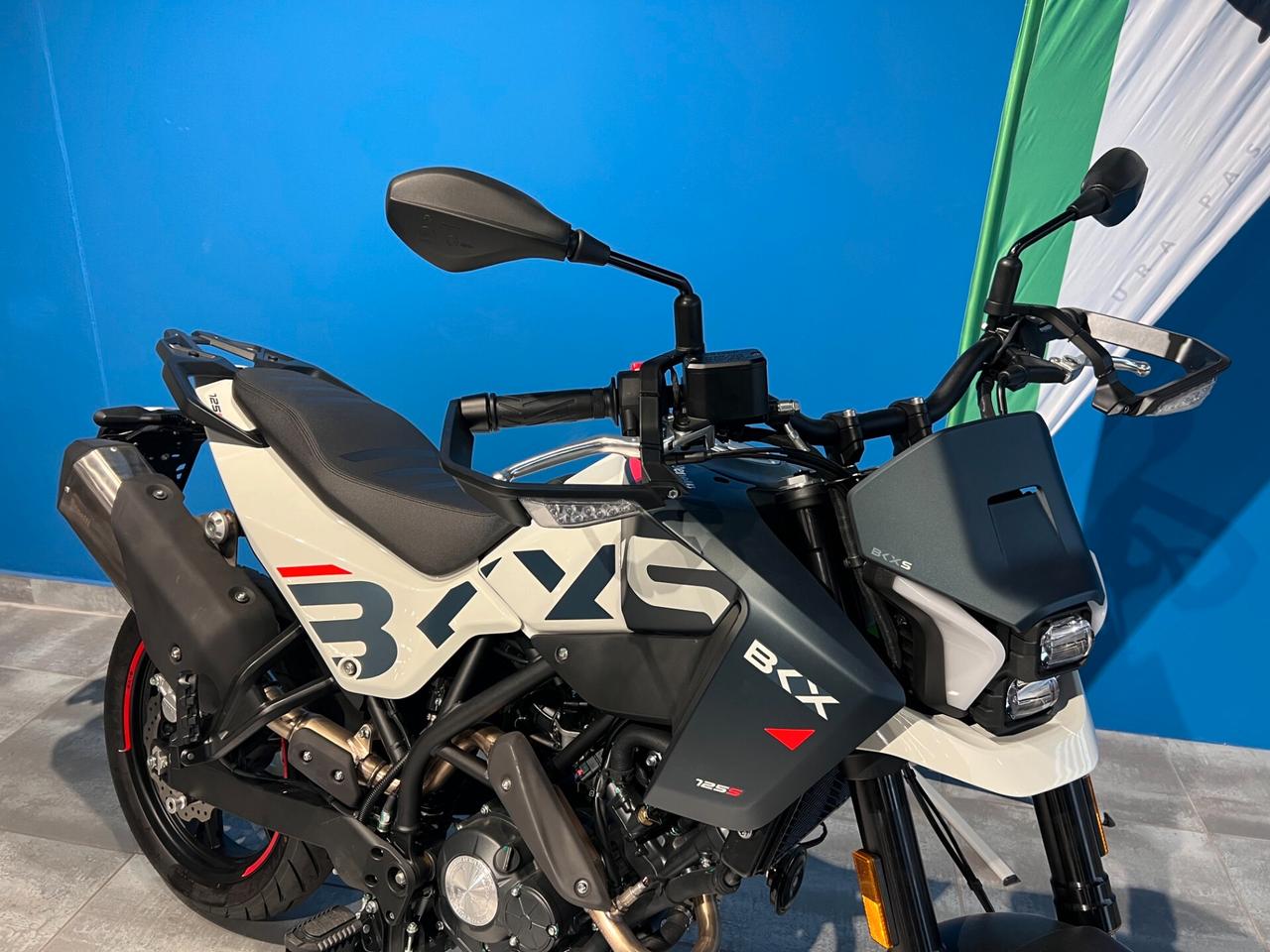 Benelli BX 125 S