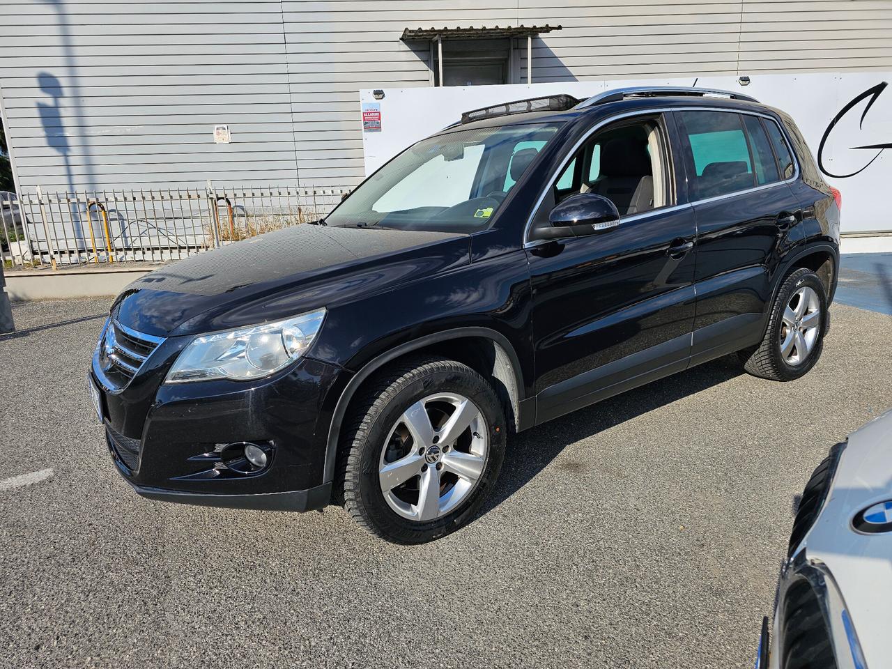 Volkswagen Tiguan 2.0 16V TDI DPF tiptronic Sport & Style 4x4 tetto pano