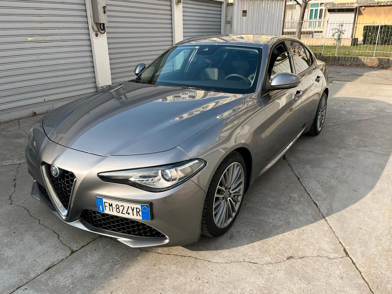 Alfa Romeo Giulia 2.2 Turbodiesel 180 CV AT8 Business Sport Launch Ed.