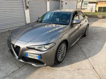 Alfa Romeo Giulia 2.2 Turbodiesel 180 CV AT8 Business Sport Launch Ed.