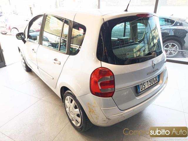 RENAULT Modus 1.2 16V Grazia