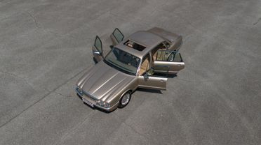 Daimler Super V8 XJ X300* LWB * Topaz con interni Cashmere* Meravigliosa*