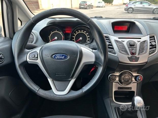 Ford Fiesta 1.4 TDCi ideale per neo patentati