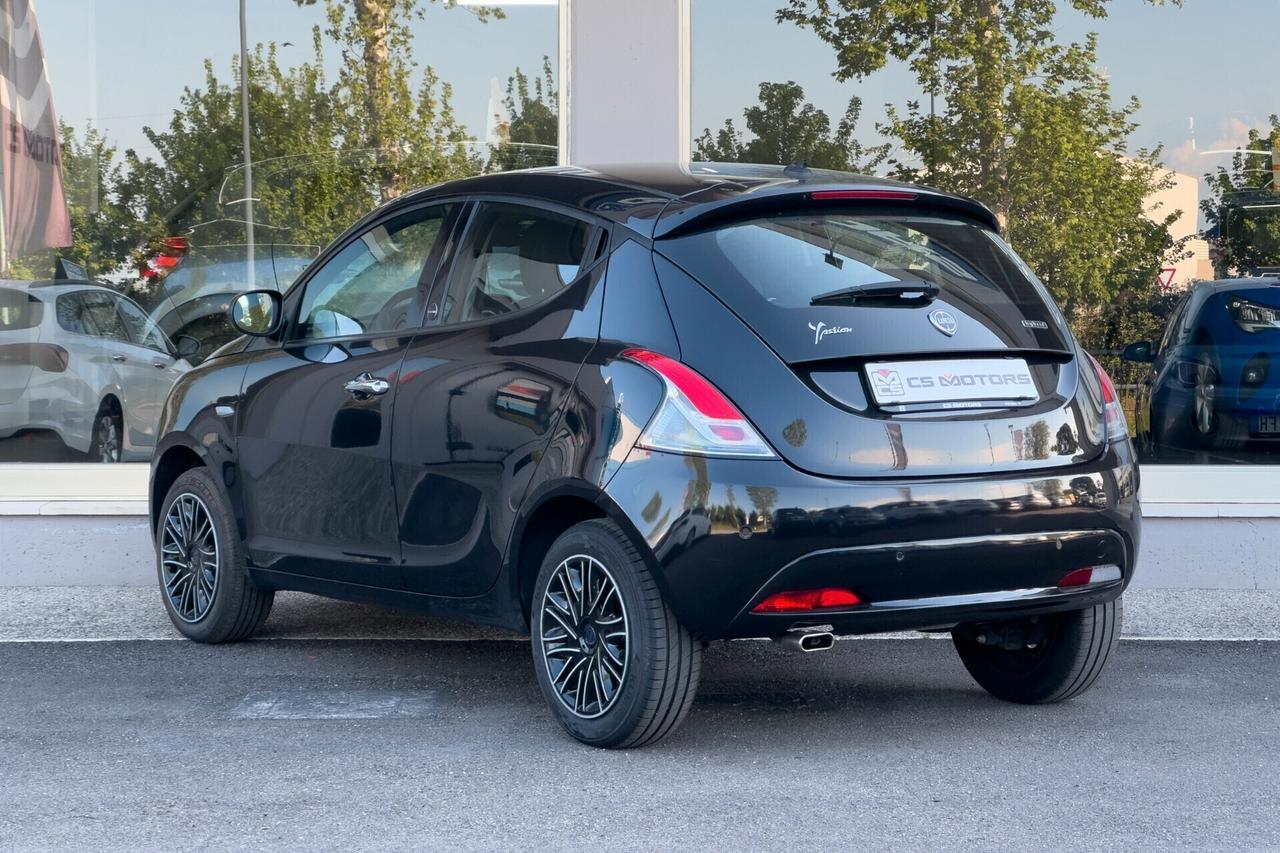 Lancia Ypsilon BENZINA Hybrid Ecochic