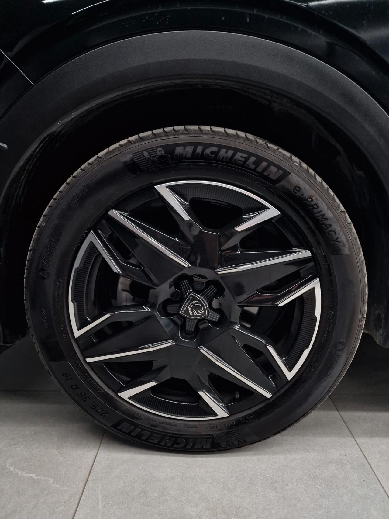 Peugeot 3008 1.2 Hybrid 145 e-DCS6 GT