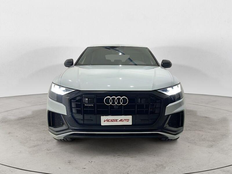 Audi Q8 Q8 55 TFSI quattro tiptronic Sport PHEV