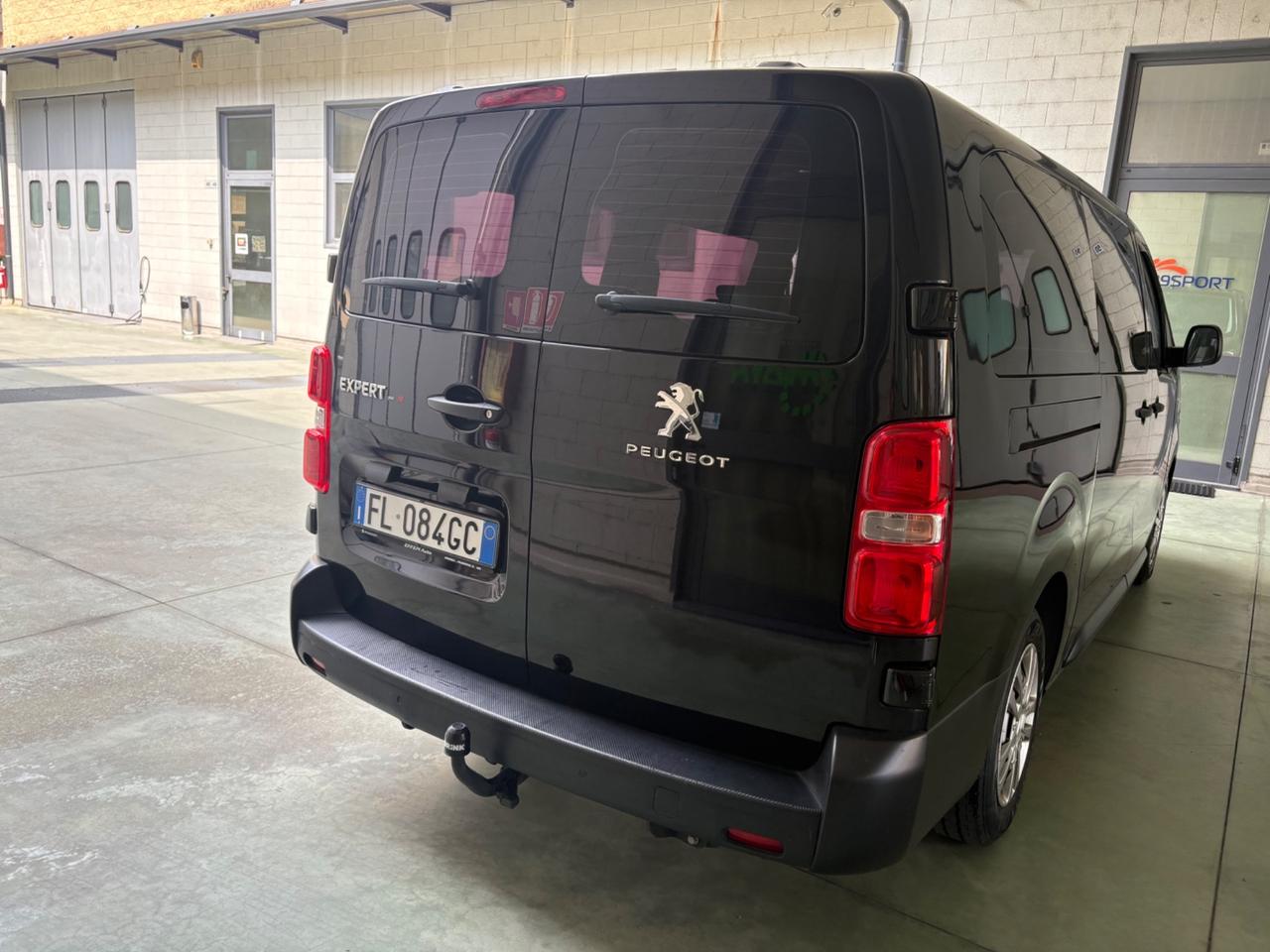 Peugeot Traveller Expert BlueHDi 115 S&S Long Active