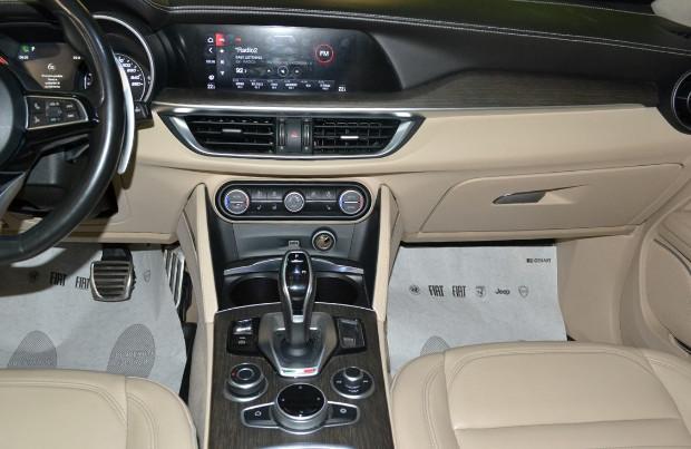 ALFA ROMEO Stelvio 2020 - Stelvio 2.2 t Ti Q4 190cv auto