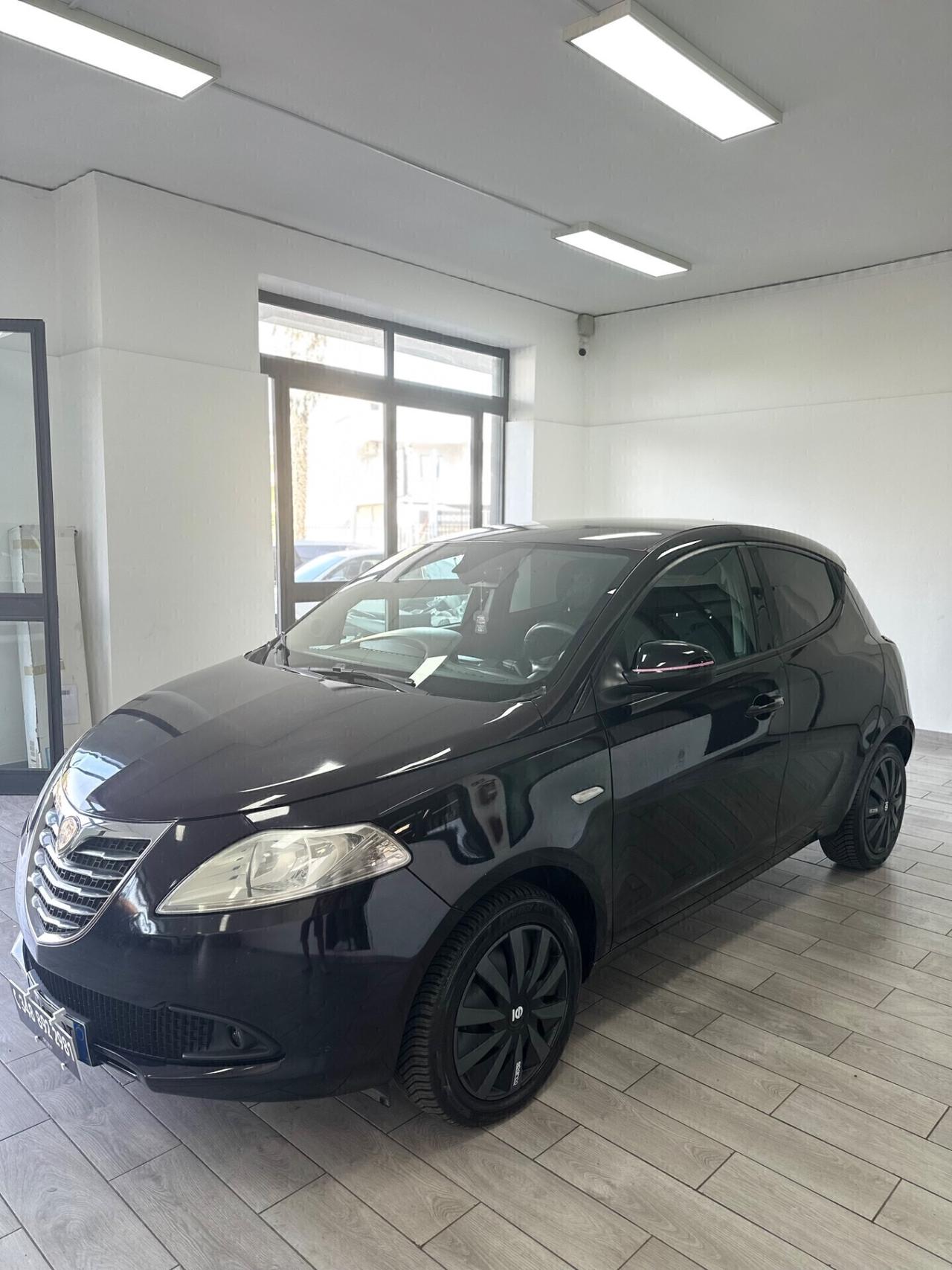 Lancia Ypsilon 1.3 MJT 16V 95 CV Elefantino