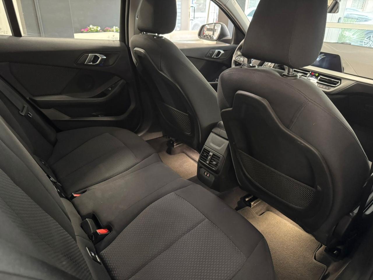 Bmw 118 118d 5p. Msport