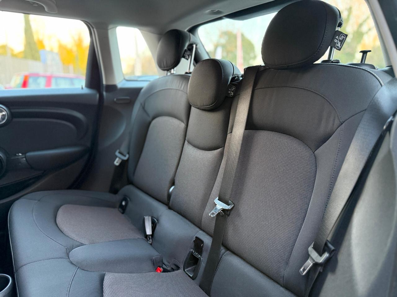 Mini 1.5 Cooper Resolute