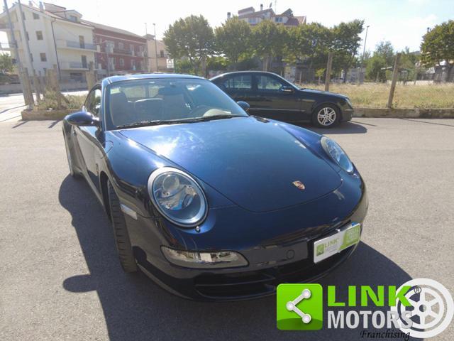 PORSCHE 911 Carrera 4S Coupé