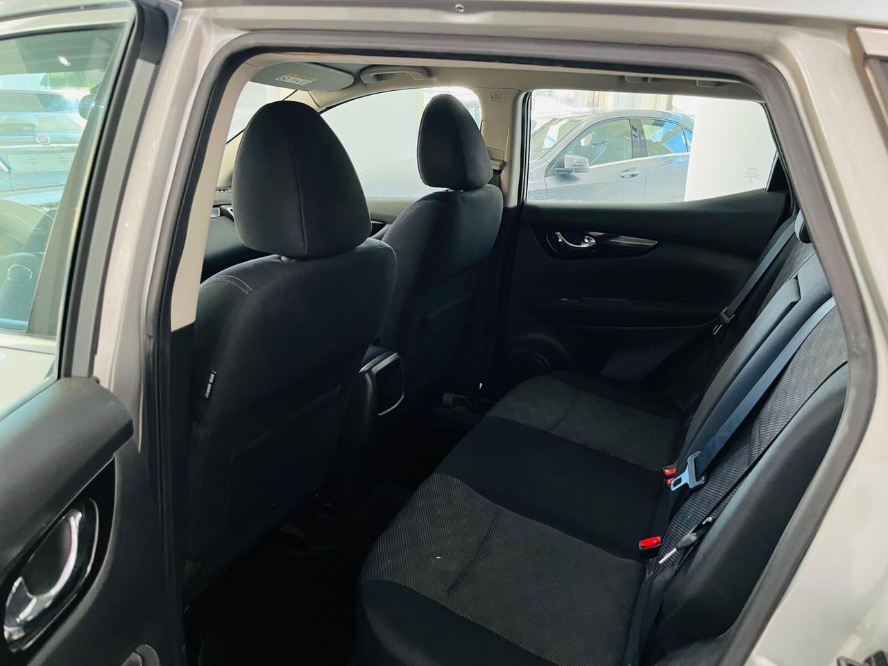 Nissan Qashqai 1.5 dCi Tekna 110cv anno 2015