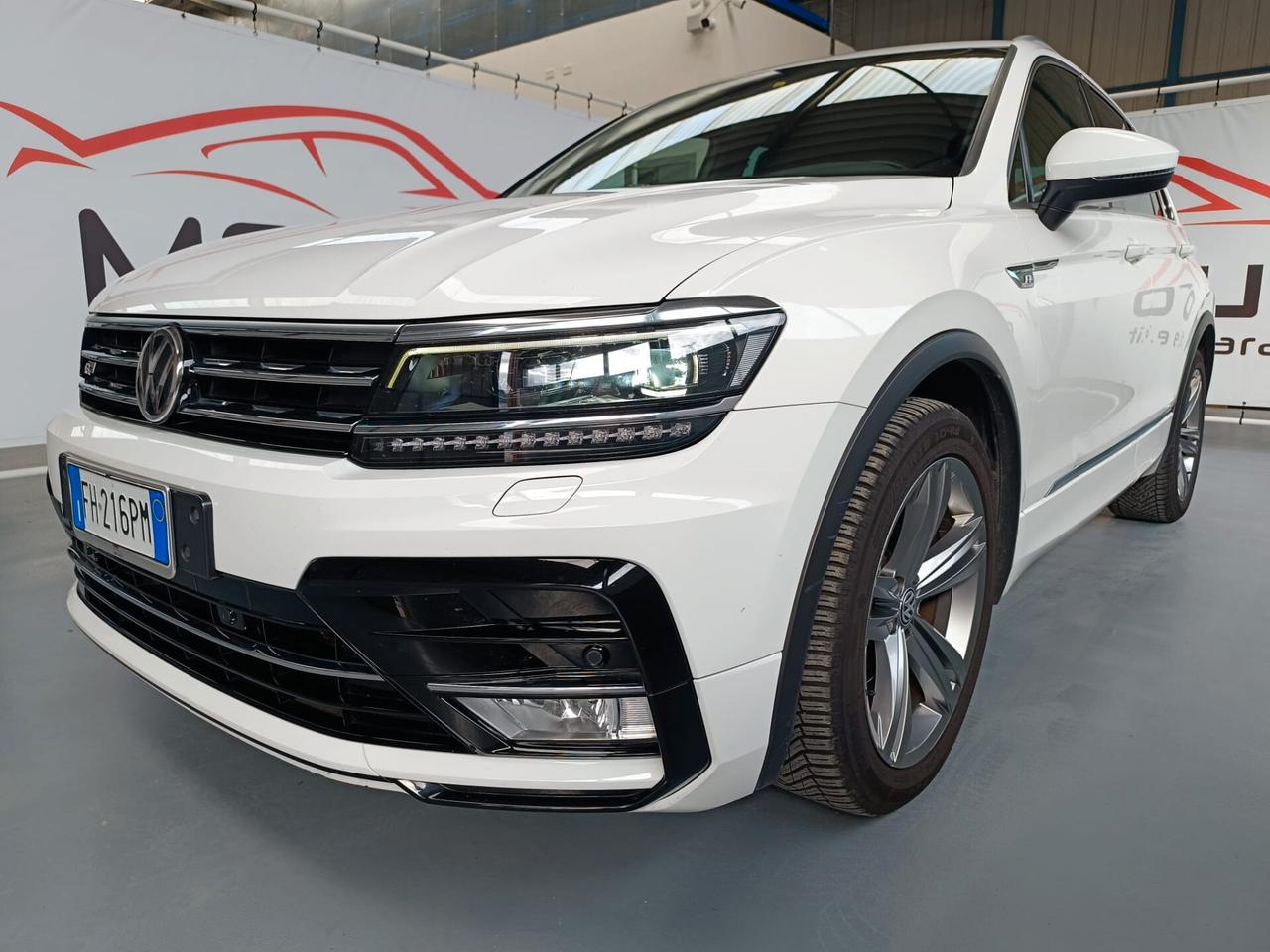 Volkswagen Tiguan 2.0 TDI SCR DSG Executive R-LINE BlueMotion Technology
